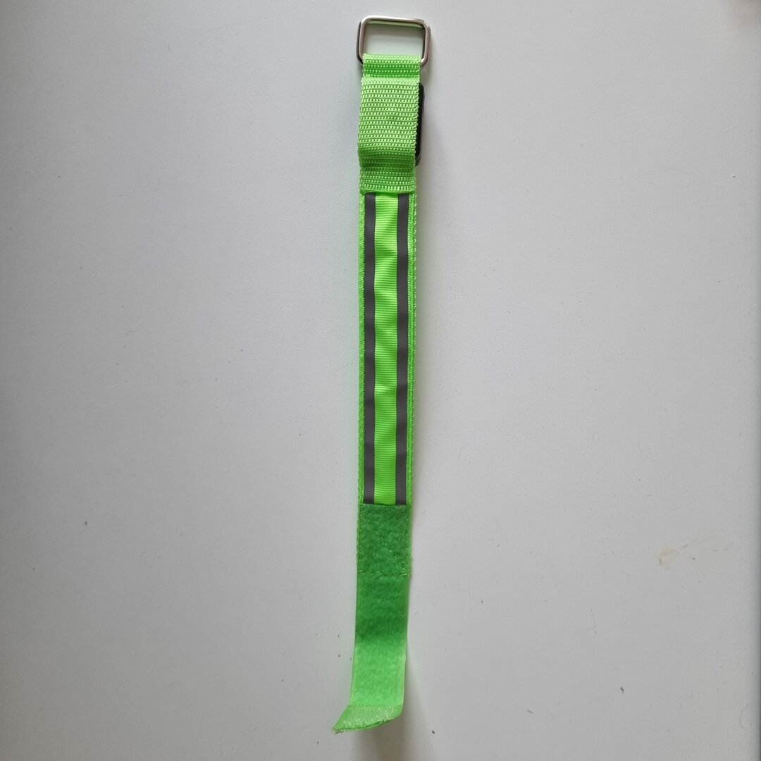 Reflecterende LED armband met drie lichtstanden